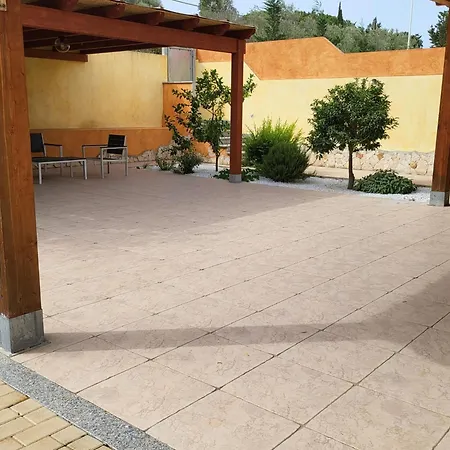 'villa Vivi By Interhome Capitana